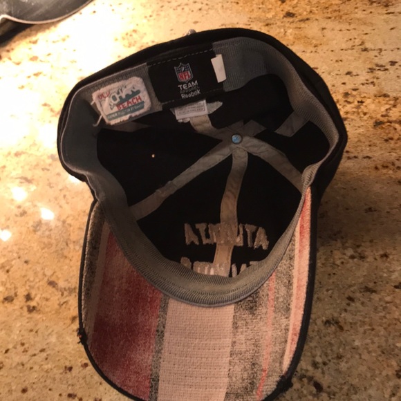 Reebok Atlanta Falcons Throwback Cap - Picture 3 of 8